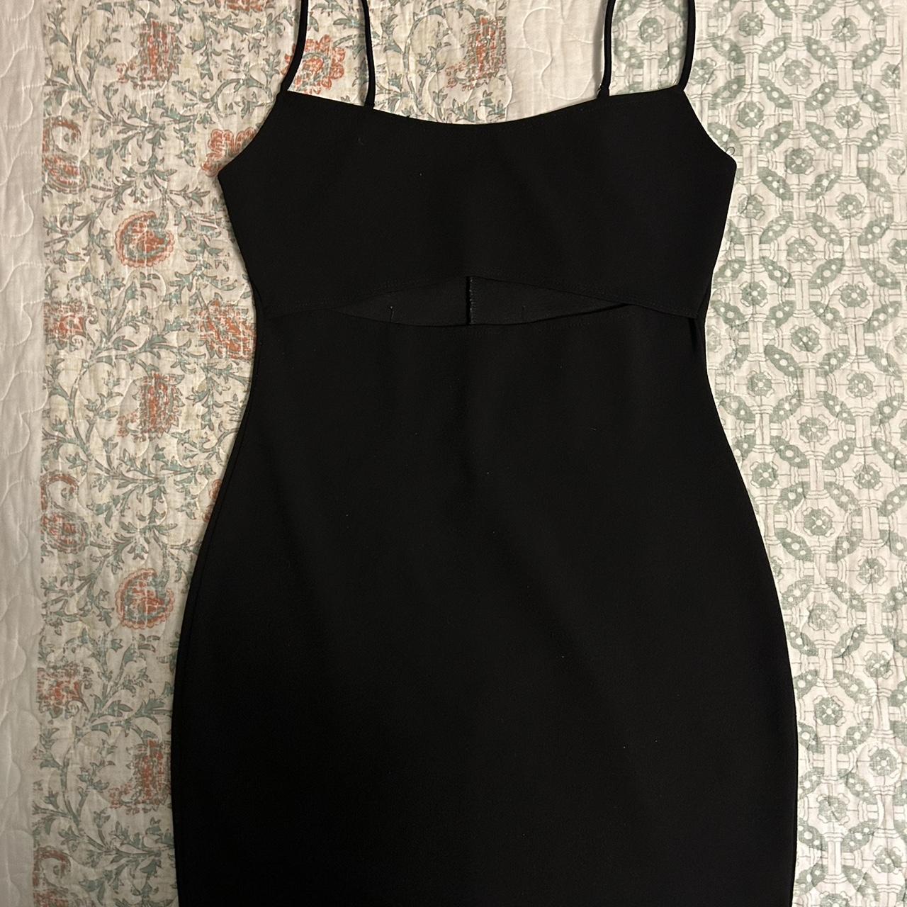 item listed by vaneelunaa