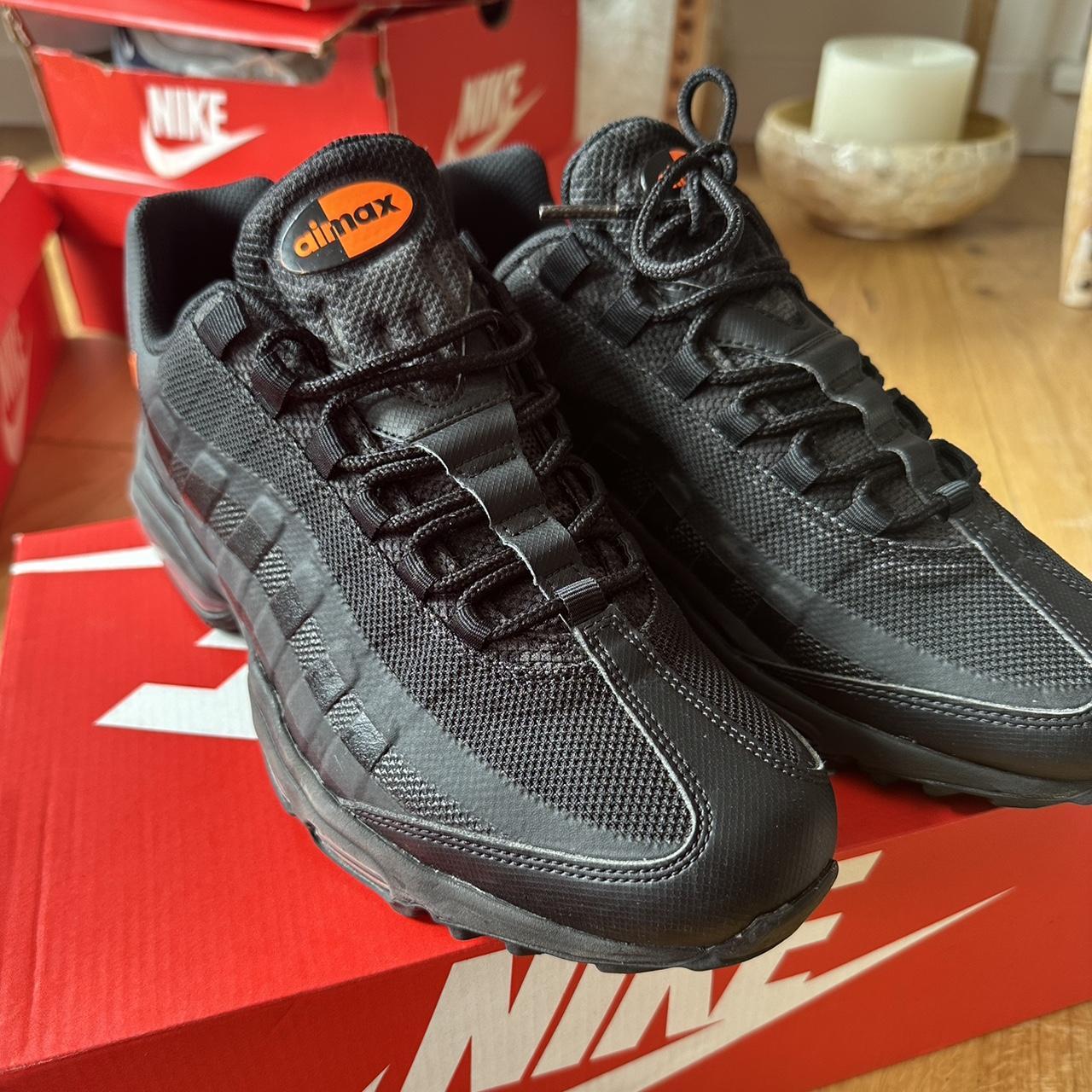 Air max 95 ultra black and orange DEADSTOCK Worn a