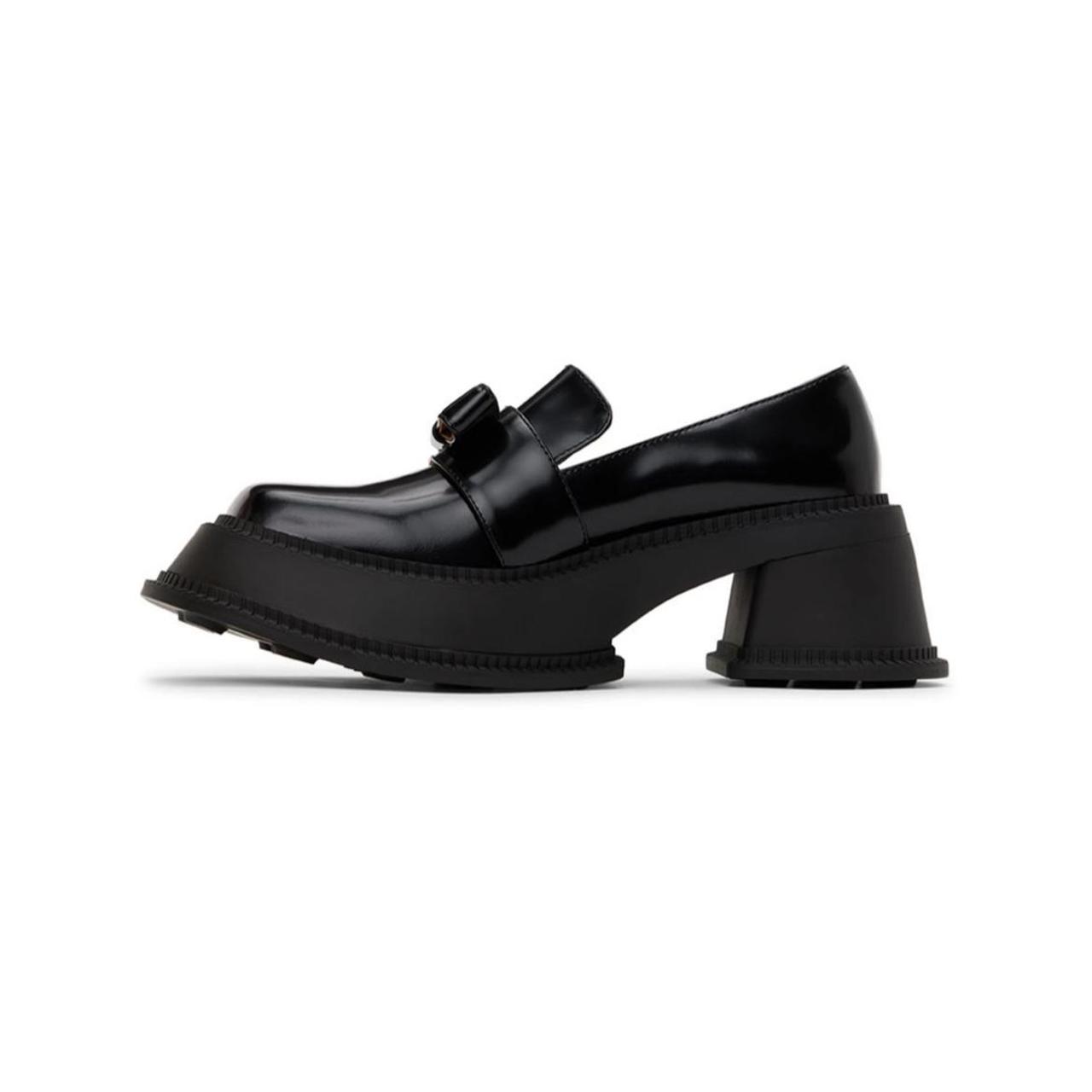 shushu tong loafers