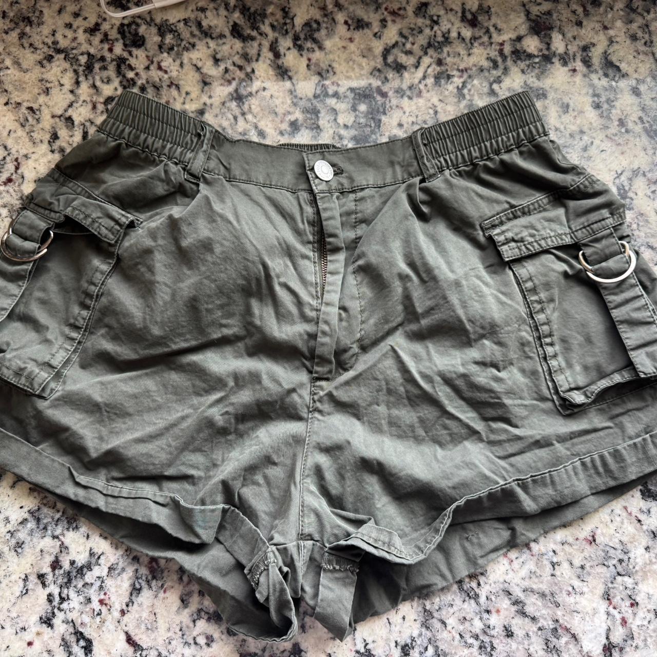 item listed by kkayleetorres