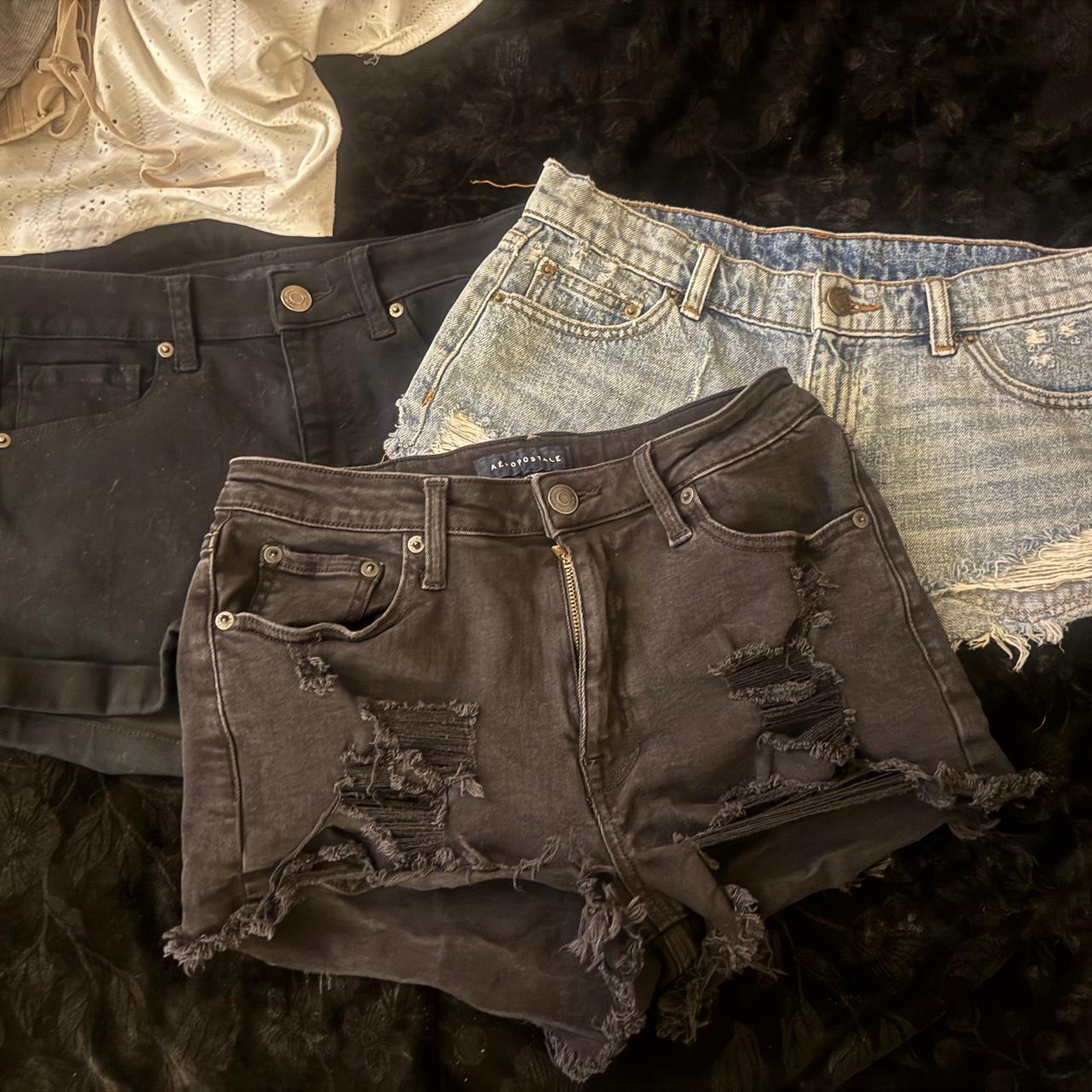item listed by kkayleetorres