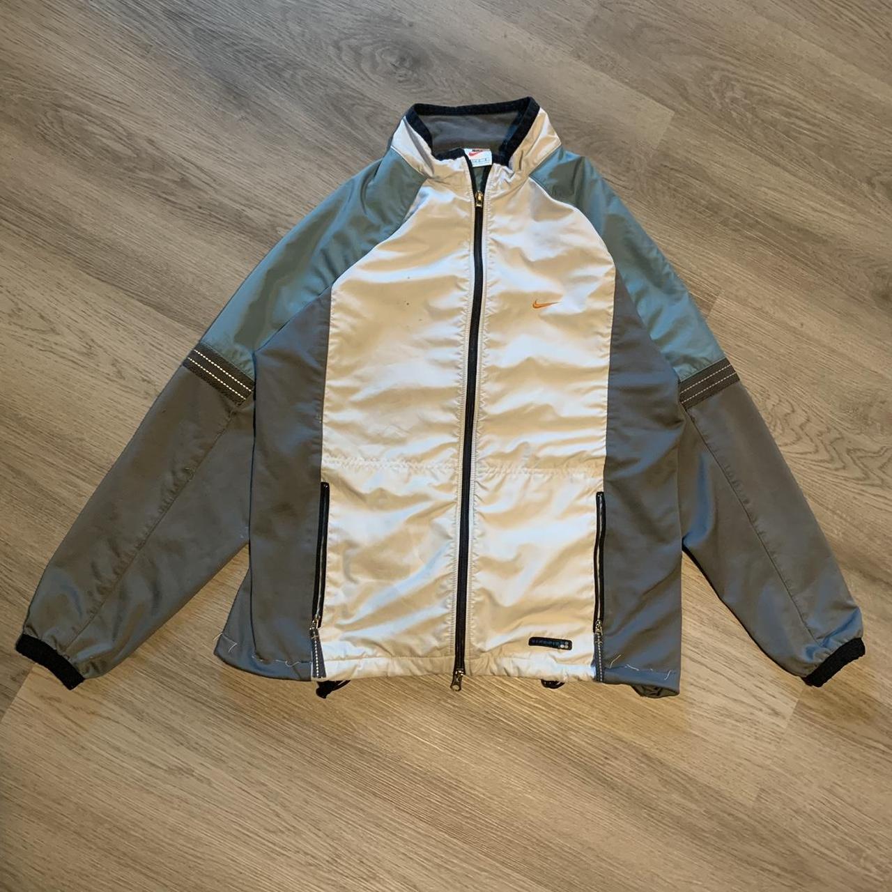item listed by smithoang