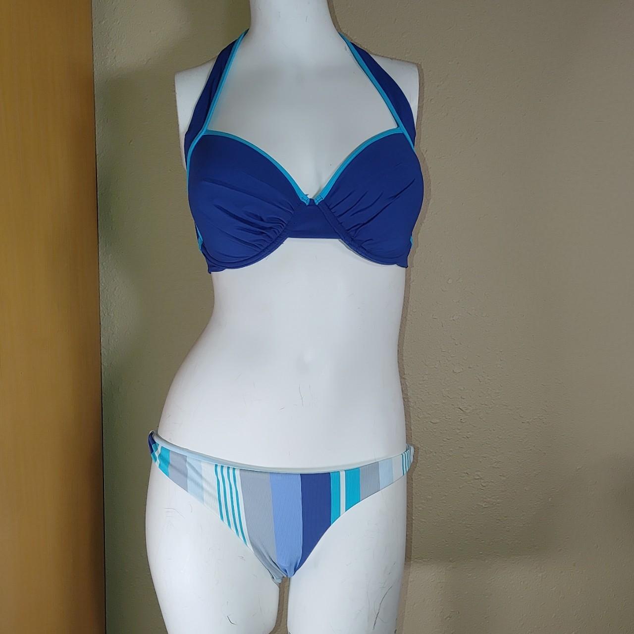 item listed by ritza_girl