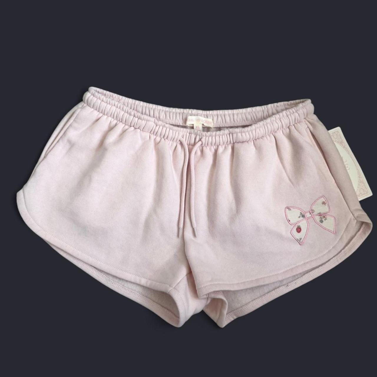 item listed by chamaileeon