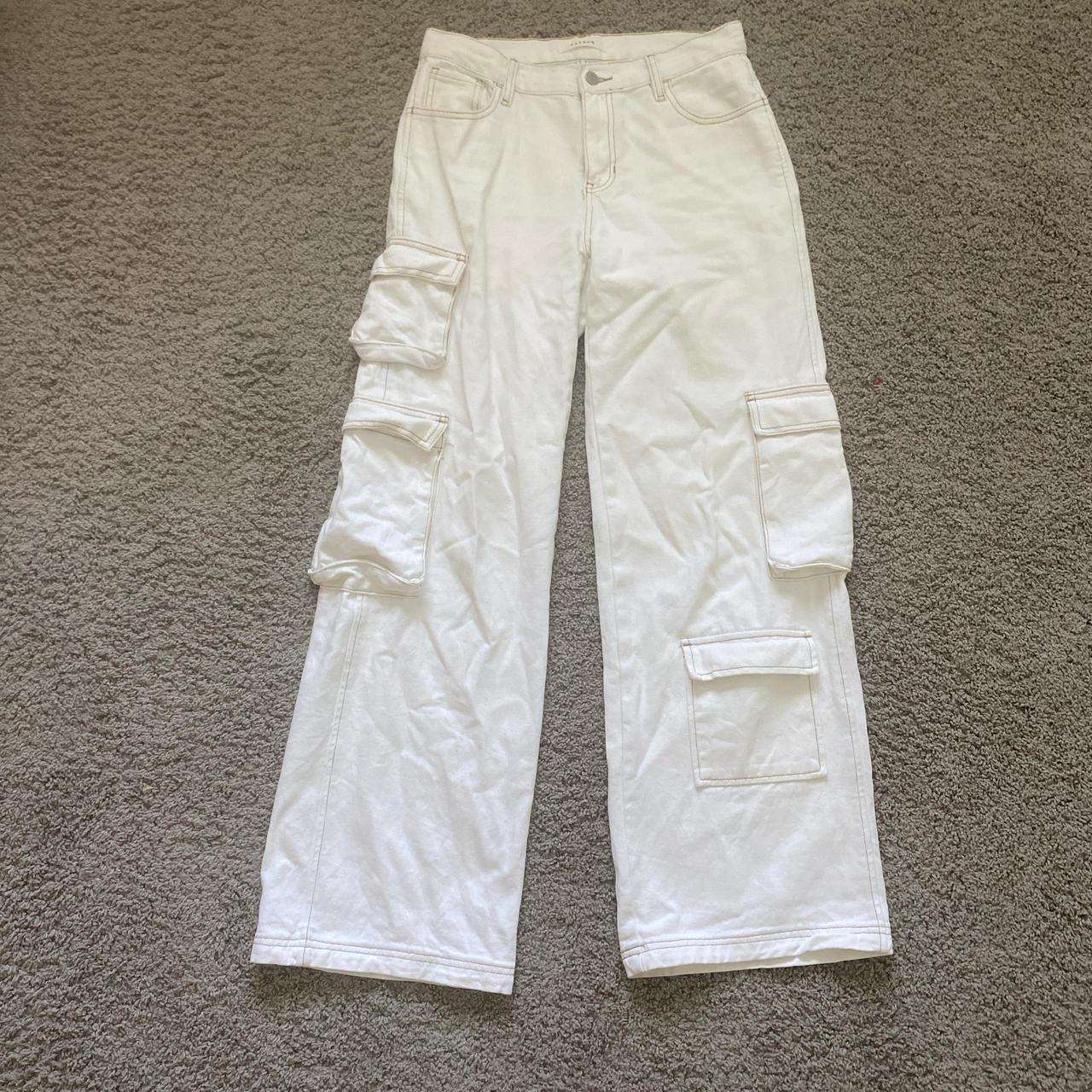 pacsun- white- size 26- 90’s baggy cargo- jeans