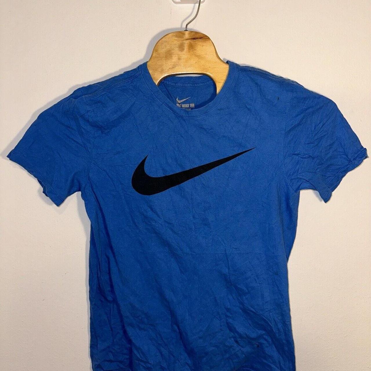 nike tee athletic cut