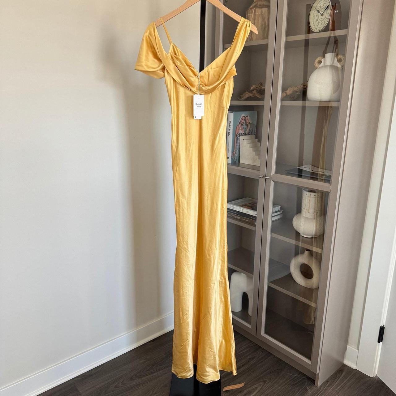 item listed by theclosetny