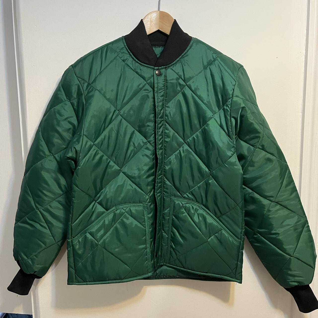 Green quilted jacket Very warm Made in USA 🇺🇸... - Depop