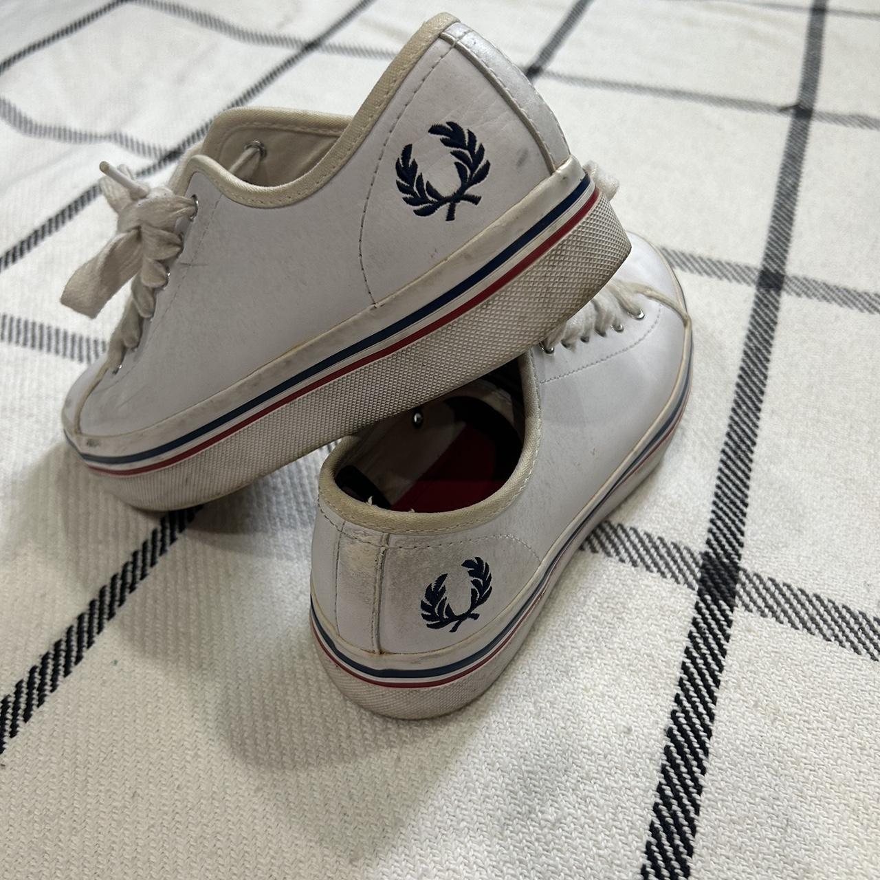 Fred perry white canvas shoes online