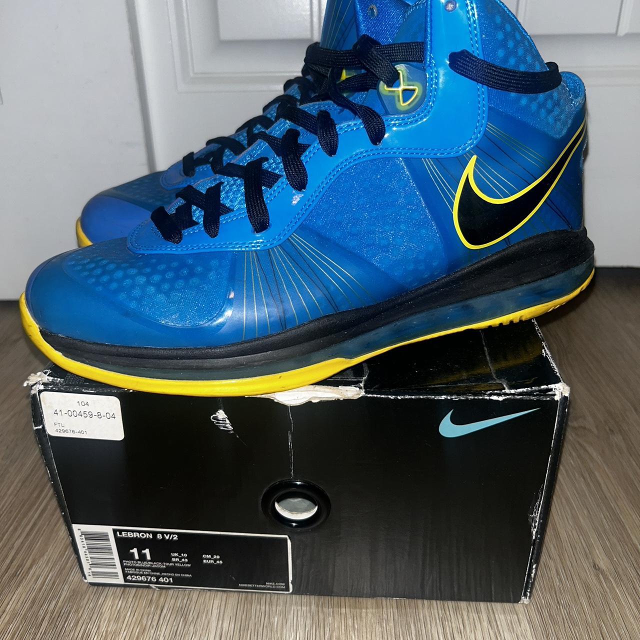 LeBron 8 v2 entourage popular