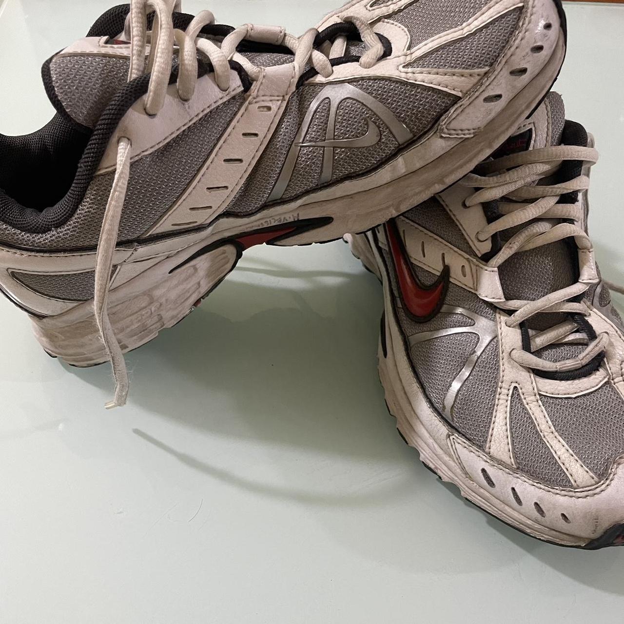 nike dart v1 trainers