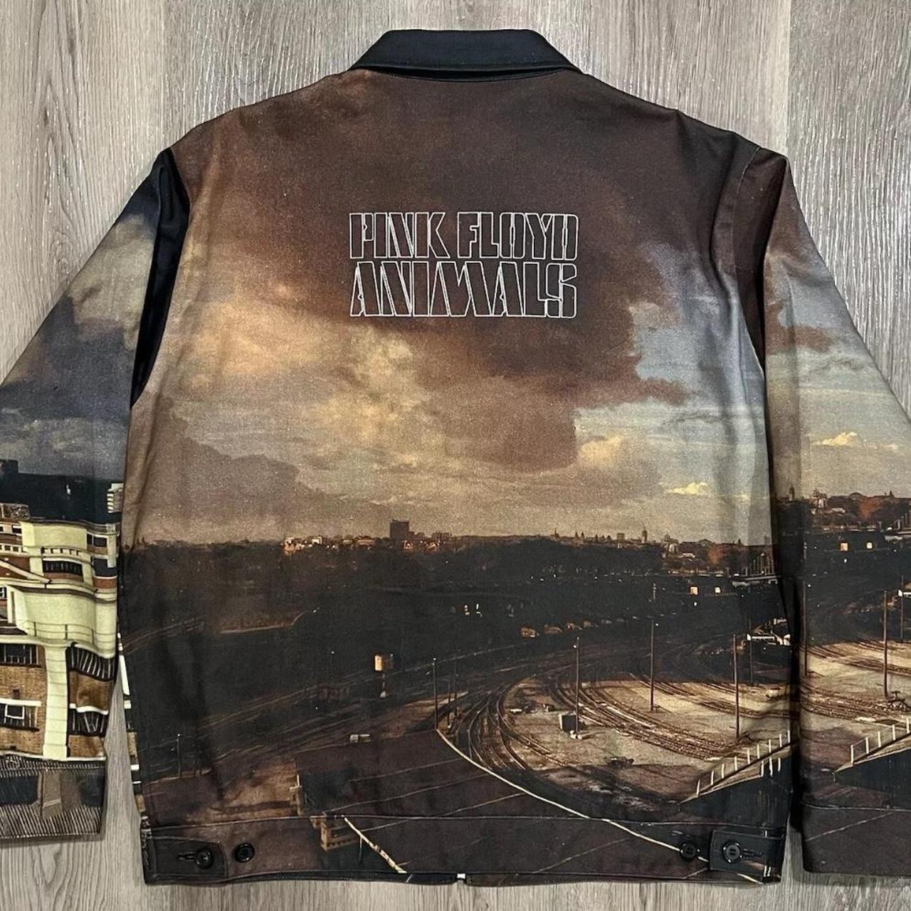 UNDERCOVER PINK FLOYD ジャケット dGgiOm51bGwsImhlaWdodCI6bnVsbC