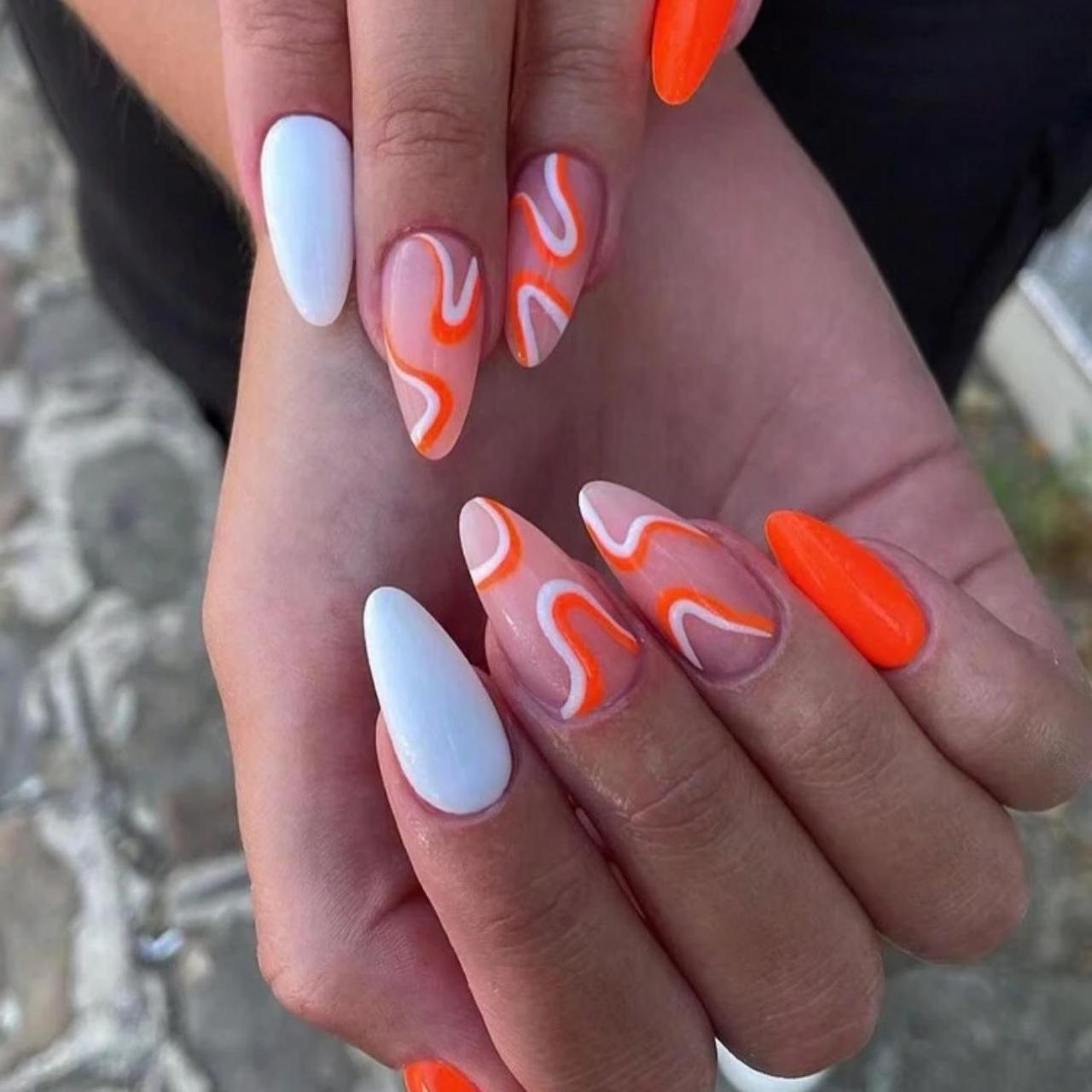 Elegant Almond Shaped Nail Design