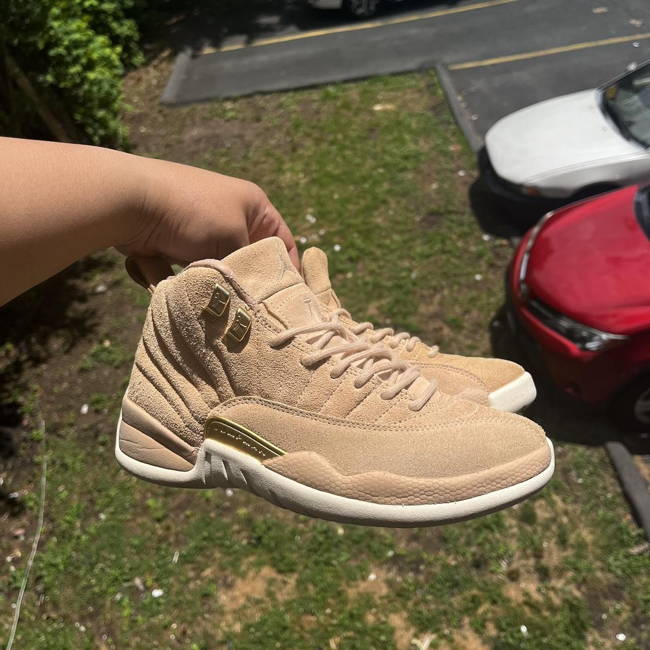 Air jordan 12 retro Vachetta Tan size 5.5 Worn a few