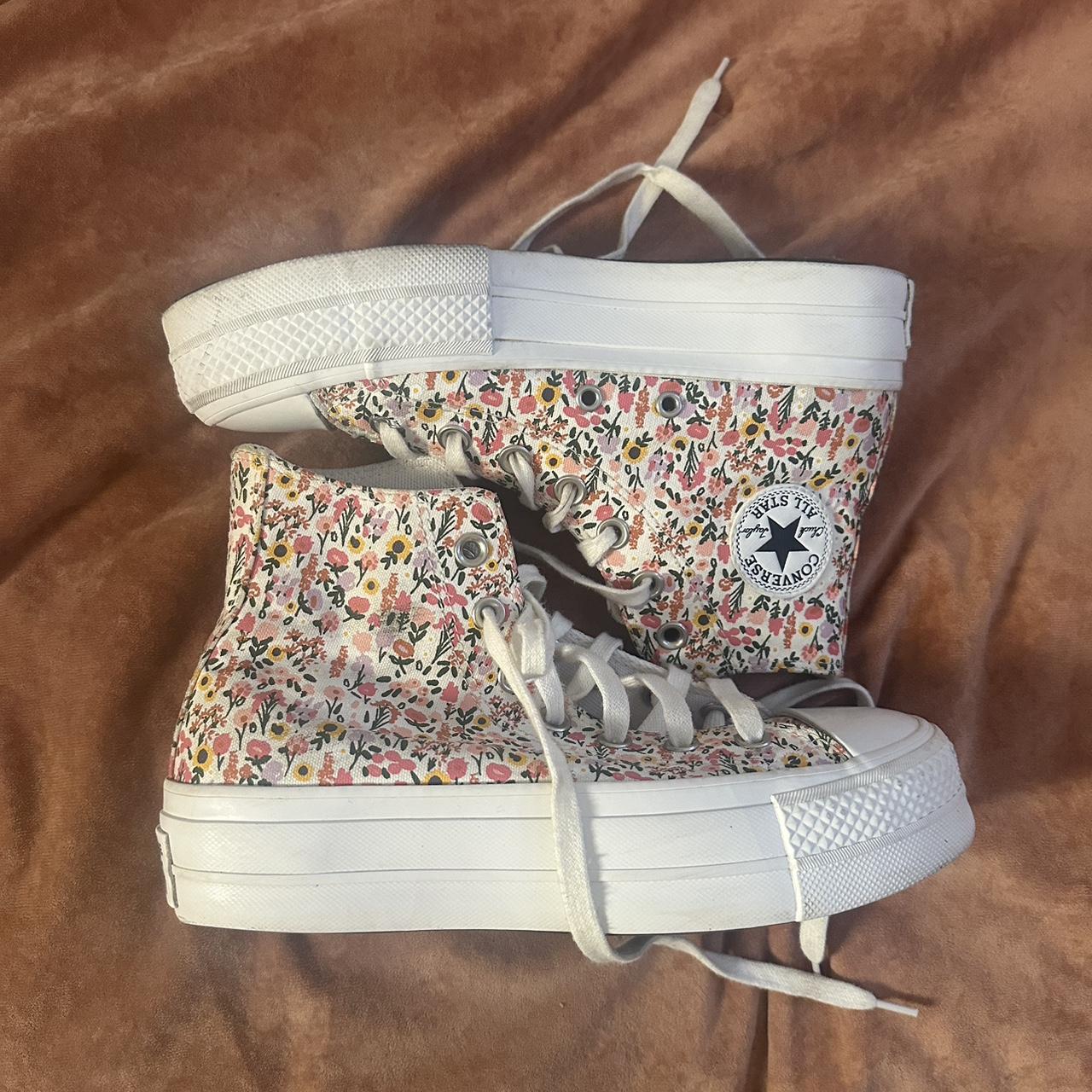 Platform Floral Converse 6 Price is negotiable Depop