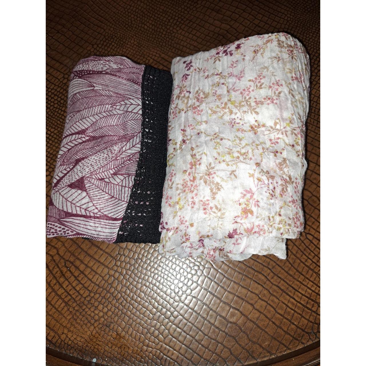 Source Unknown Women's Scarf - Multi – Two beauti… - image 8