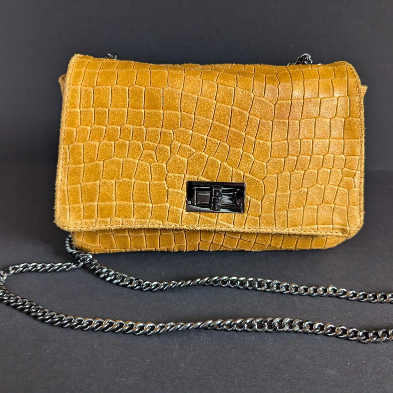 item listed by indiebaypreloved