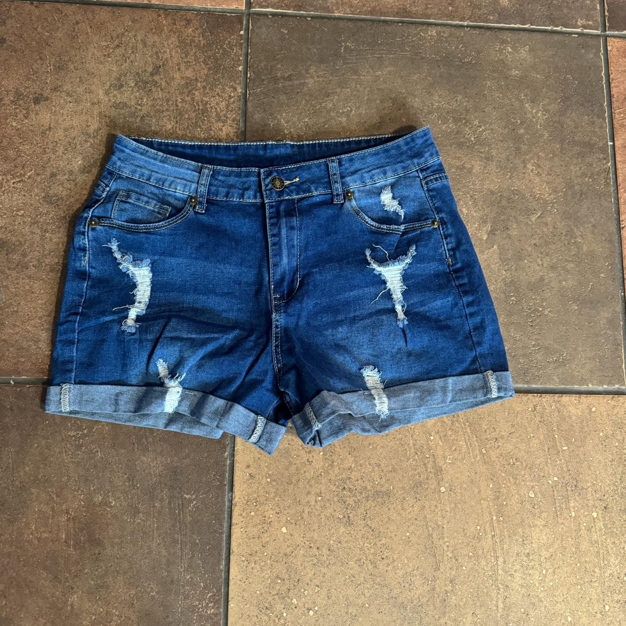 Stretchy ripped jean shorts online