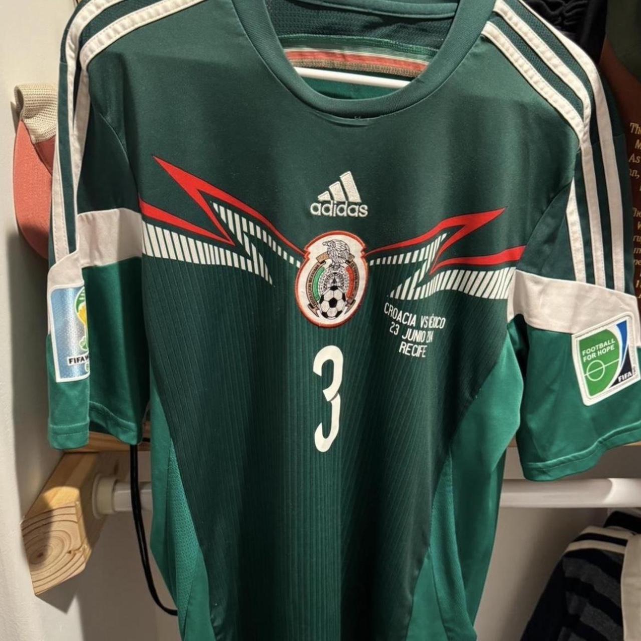 Adidas Mexico Seleccion Nacional buying World Cup 2010 Carlos Salcido Jersey Size Large