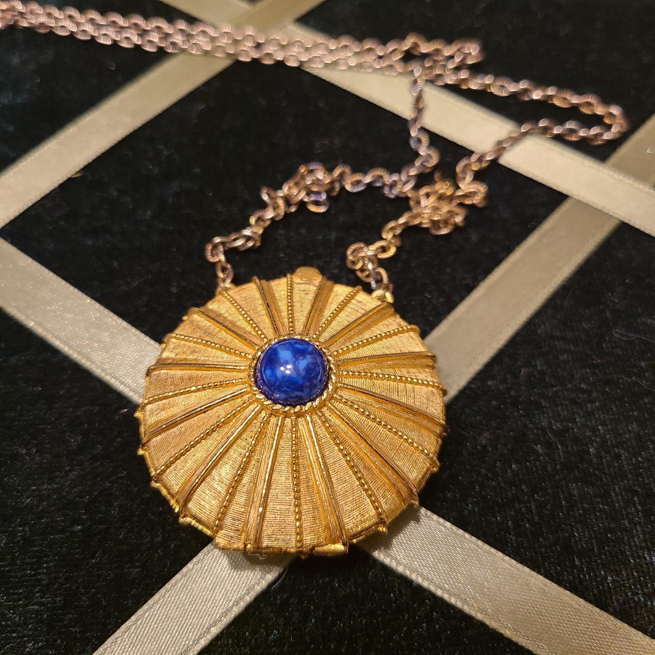 Estée Lauder Women's Necklace Navy/Gold – Vintage 1973 ladies