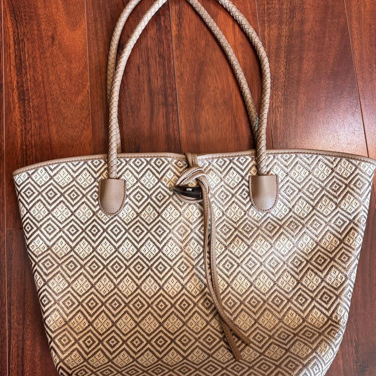 Neiman marcus brand tote bag hotsell