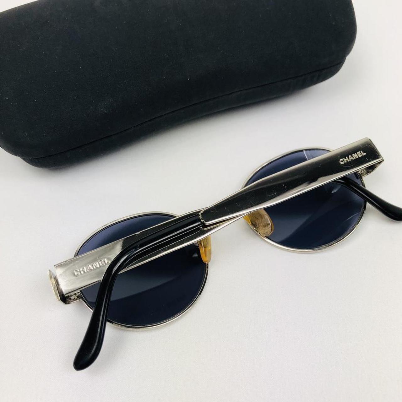 chanel round logo sunglasses