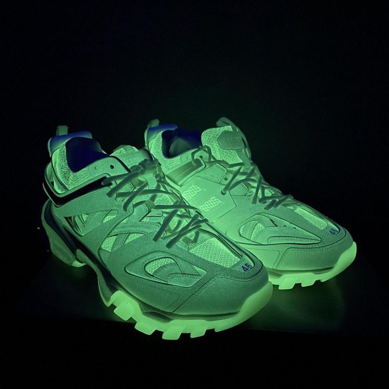 Brand new Too big for me (& Pics were taken after... Depop