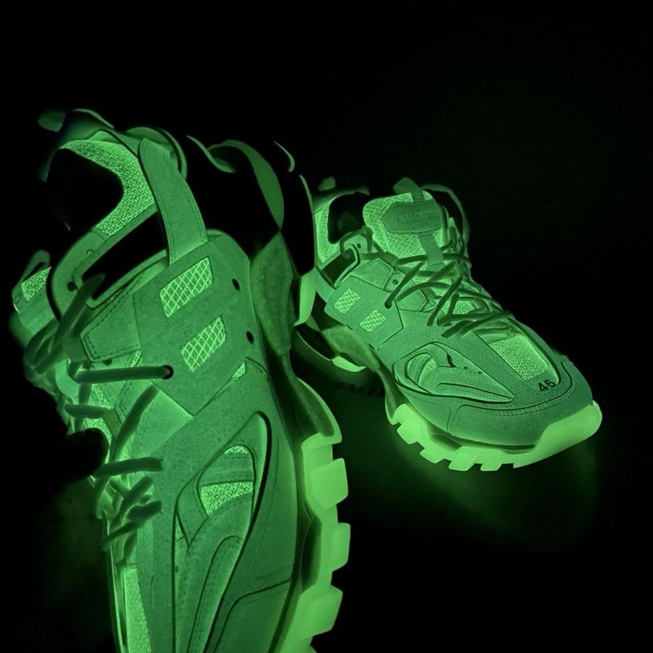 Brand new Too big for me (& Pics were taken after... Depop