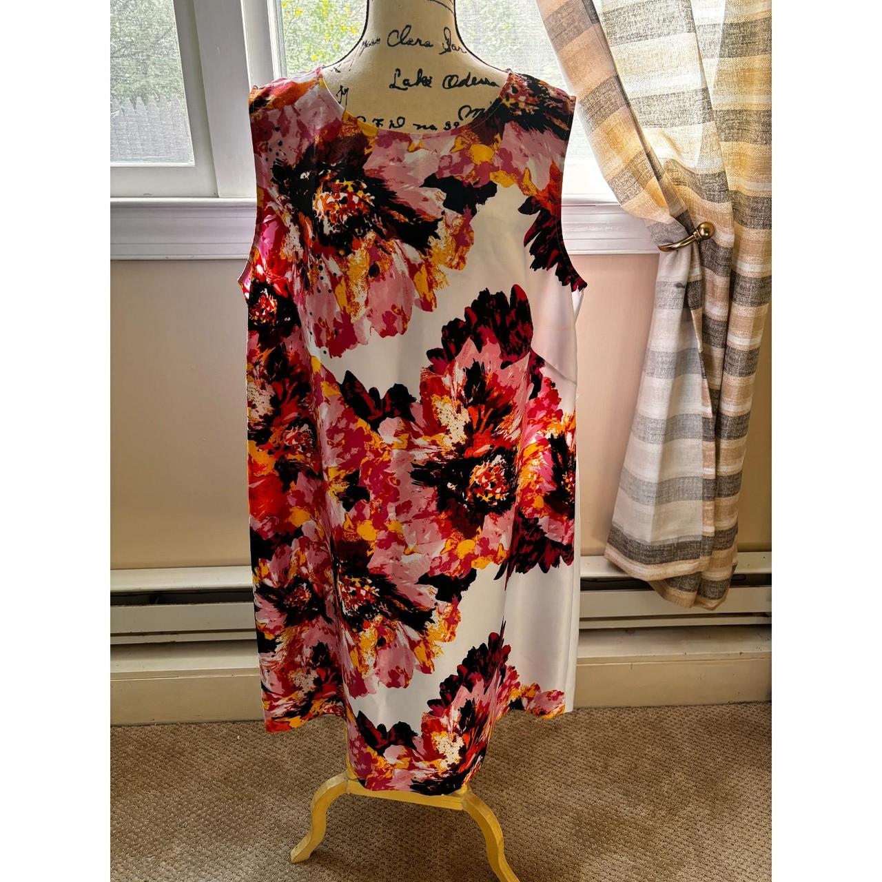 Beautiful Summer Dress by Adrianna Papell. Perfect. Depop