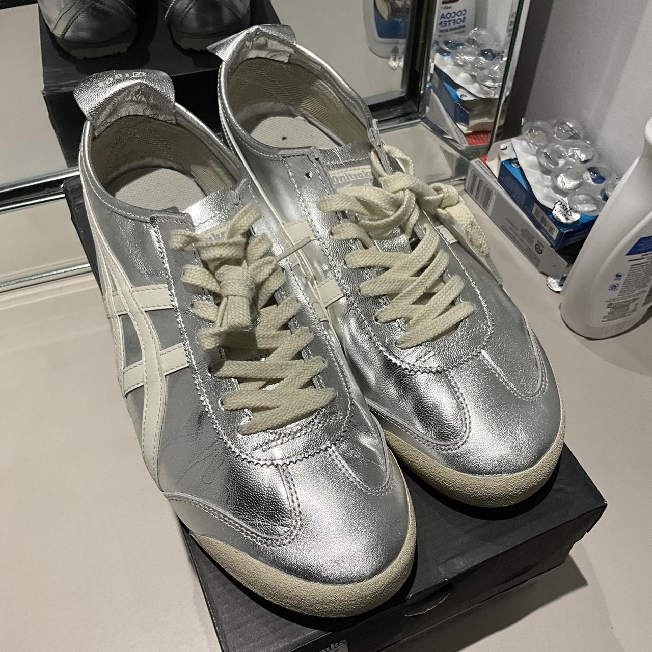 Onitsuka Tiger Mexico 66 silver trainers Brand new