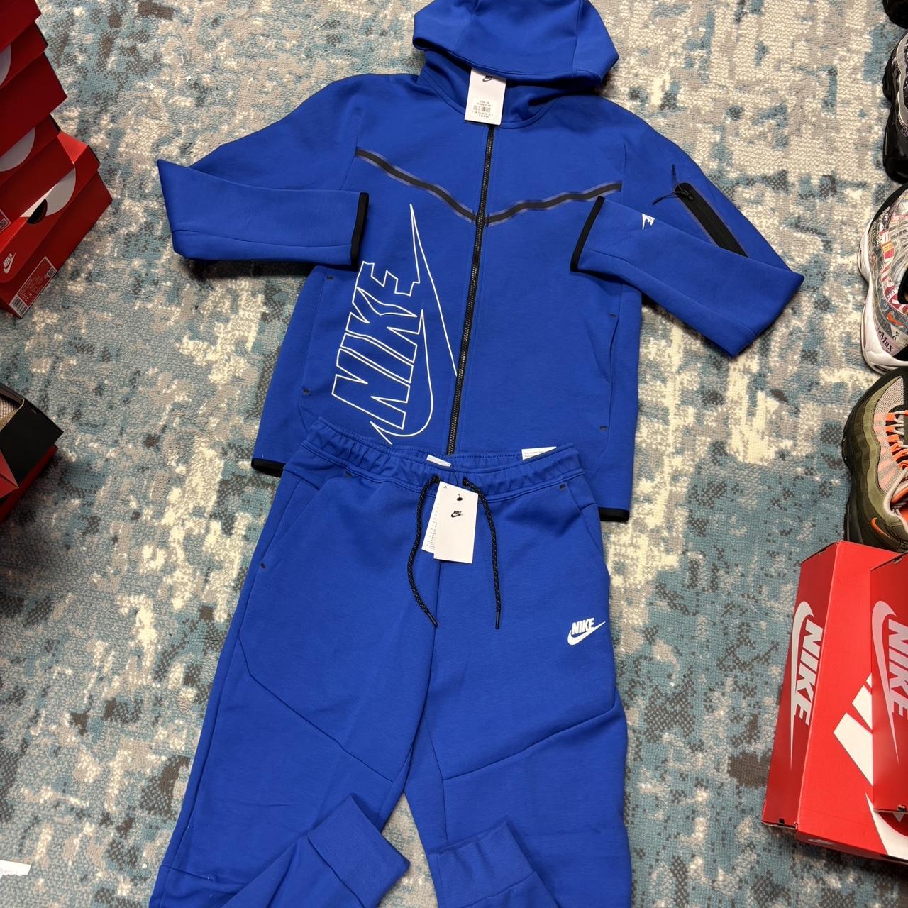 nike tech fleece full pack