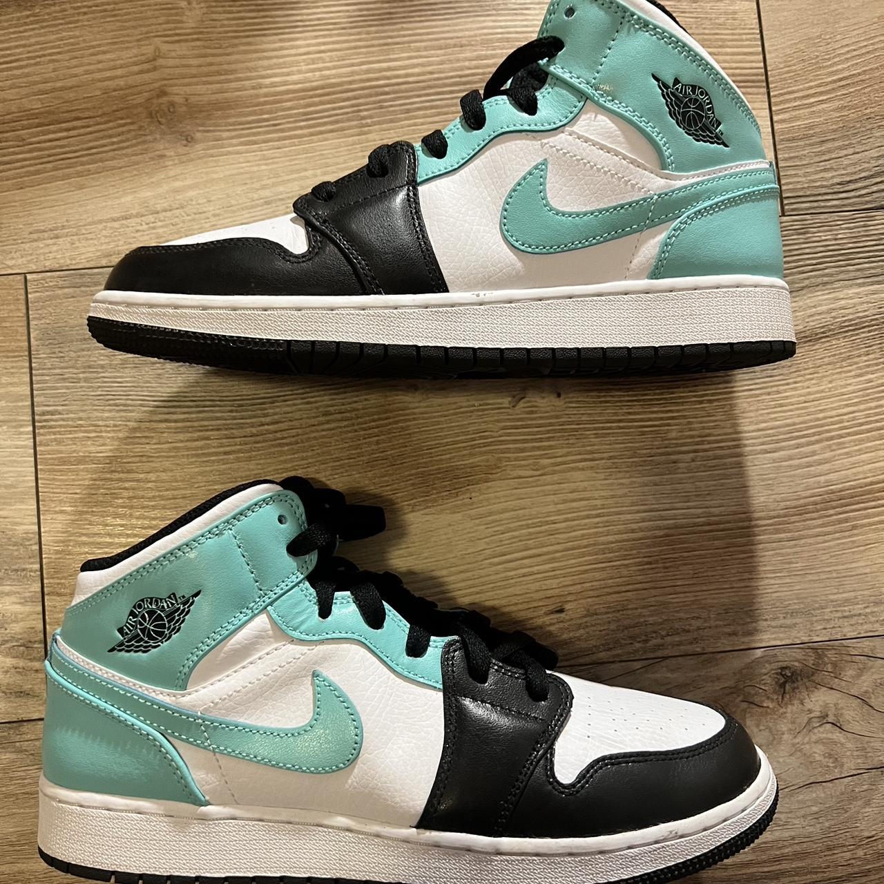 2021 Air Jordan Mid Tropical Twist (GS) Depop