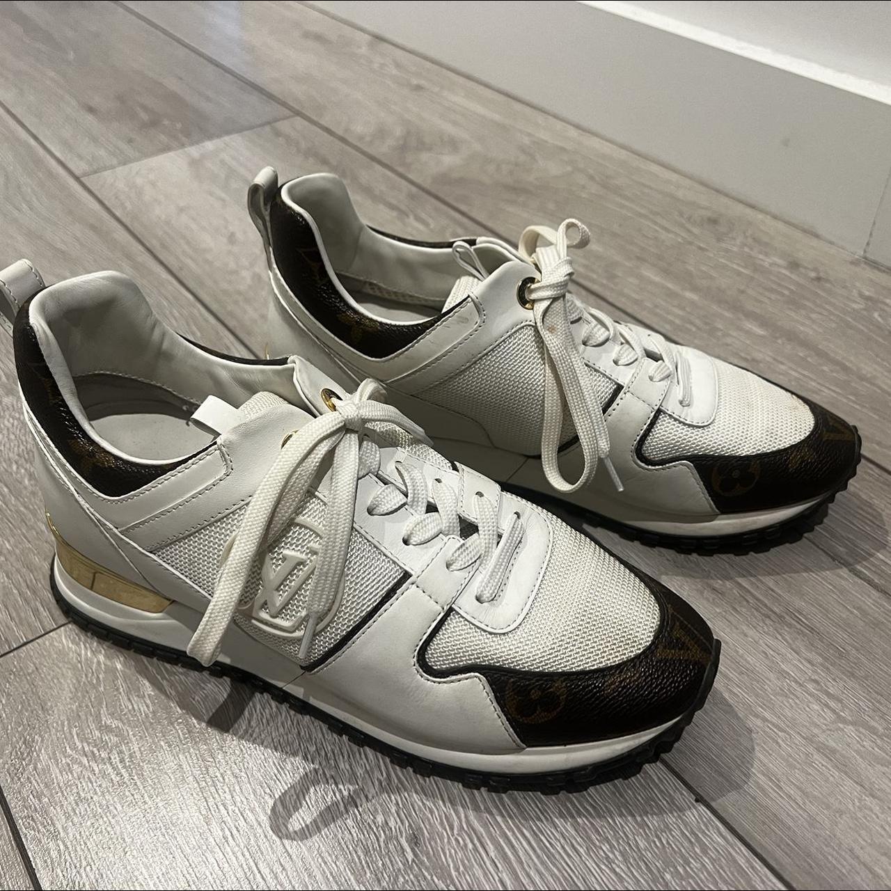 Authentic Louis Vuitton Time Out Sneakers Blanc/Noir - Depop