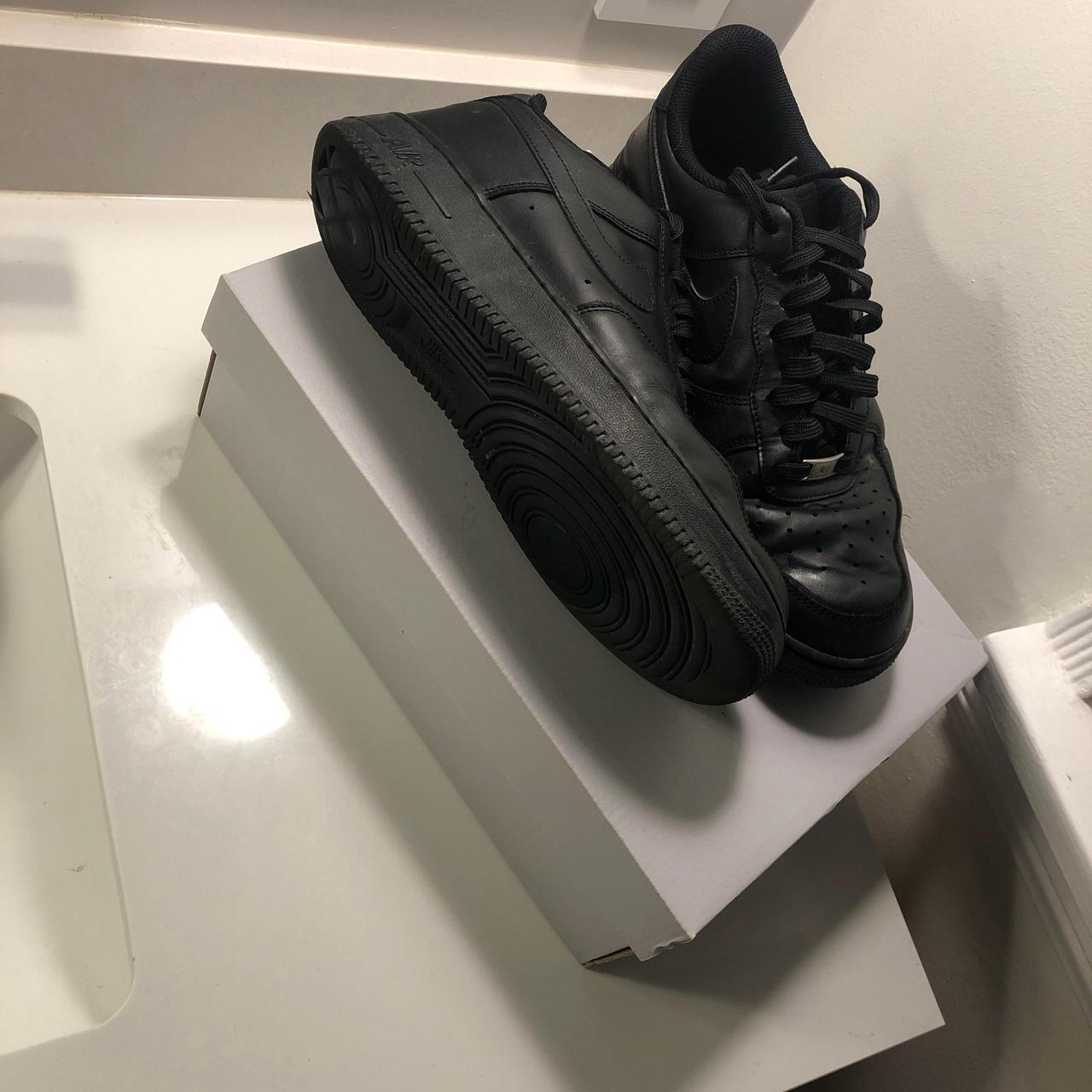 mens black air force 1 trainers