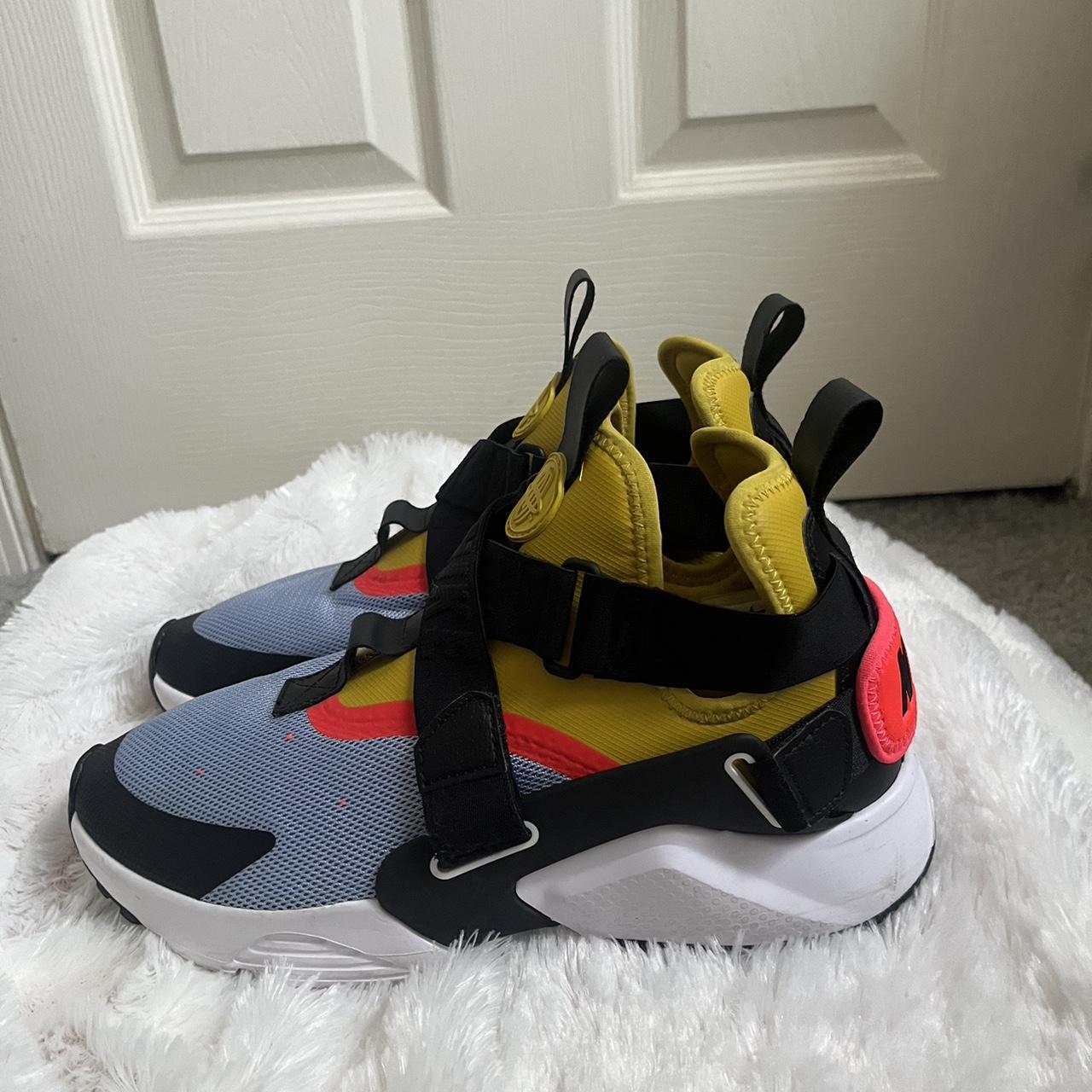 Nike Air Huarache City Bright Supreme