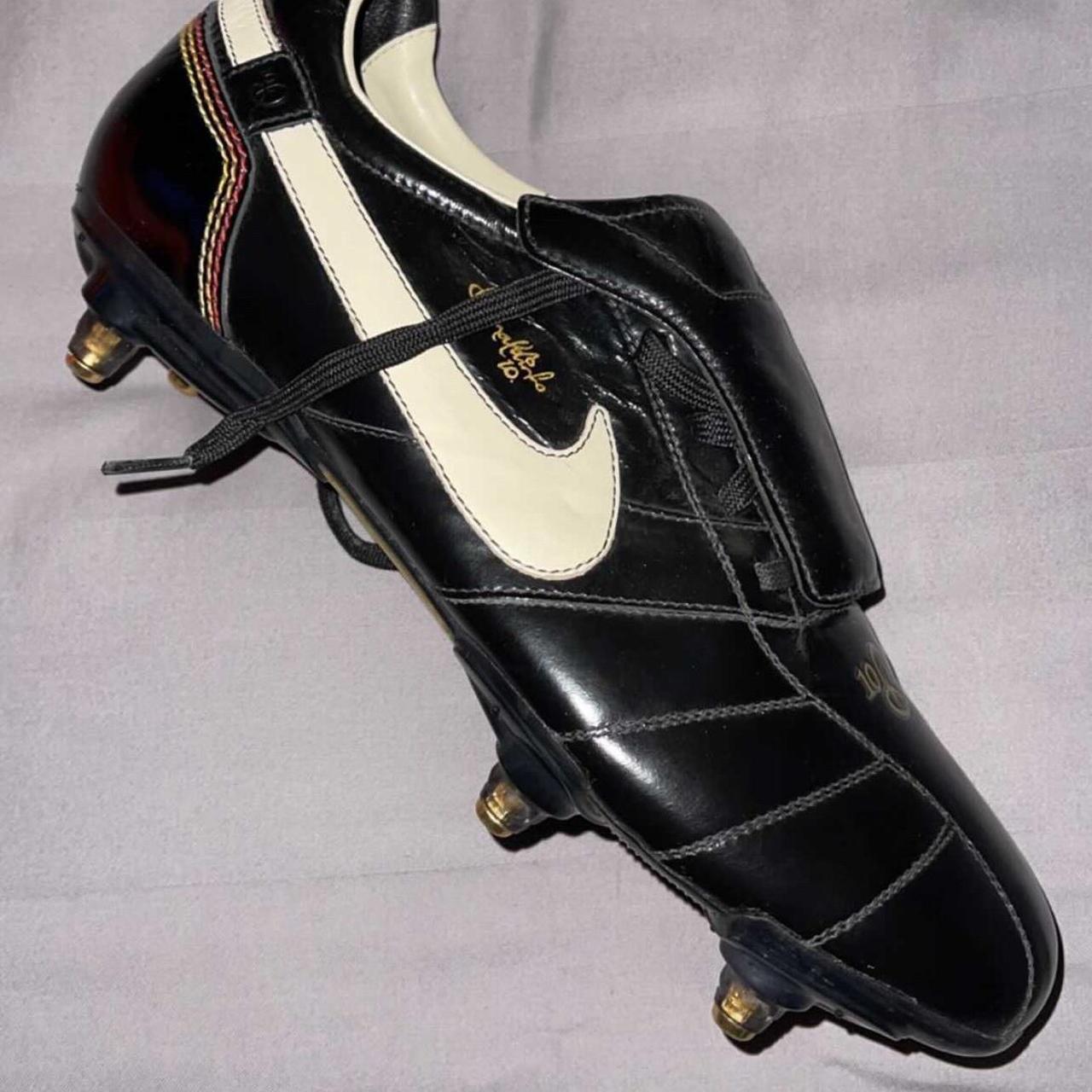 Ronaldinho 10 boots deals