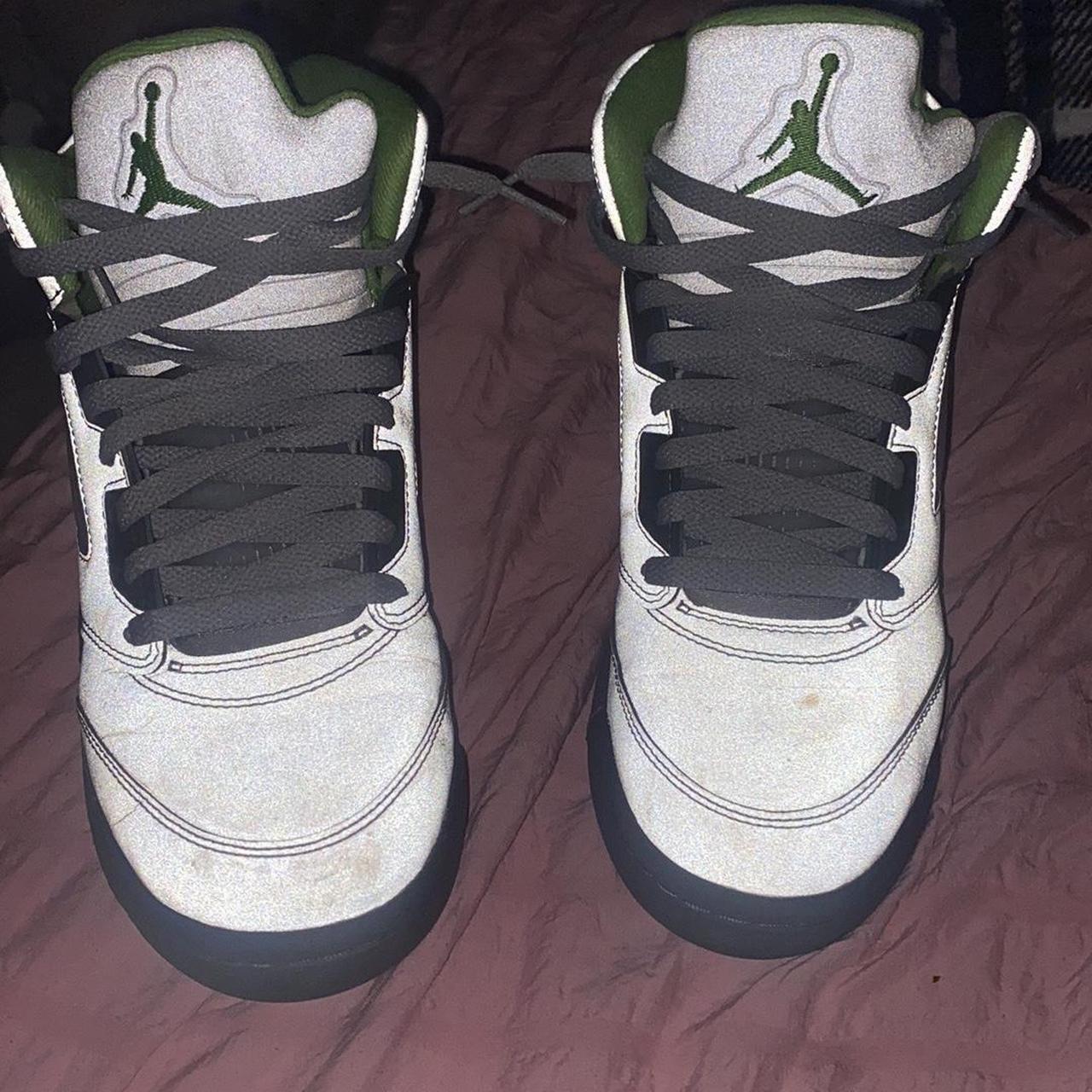 nike blazer outline