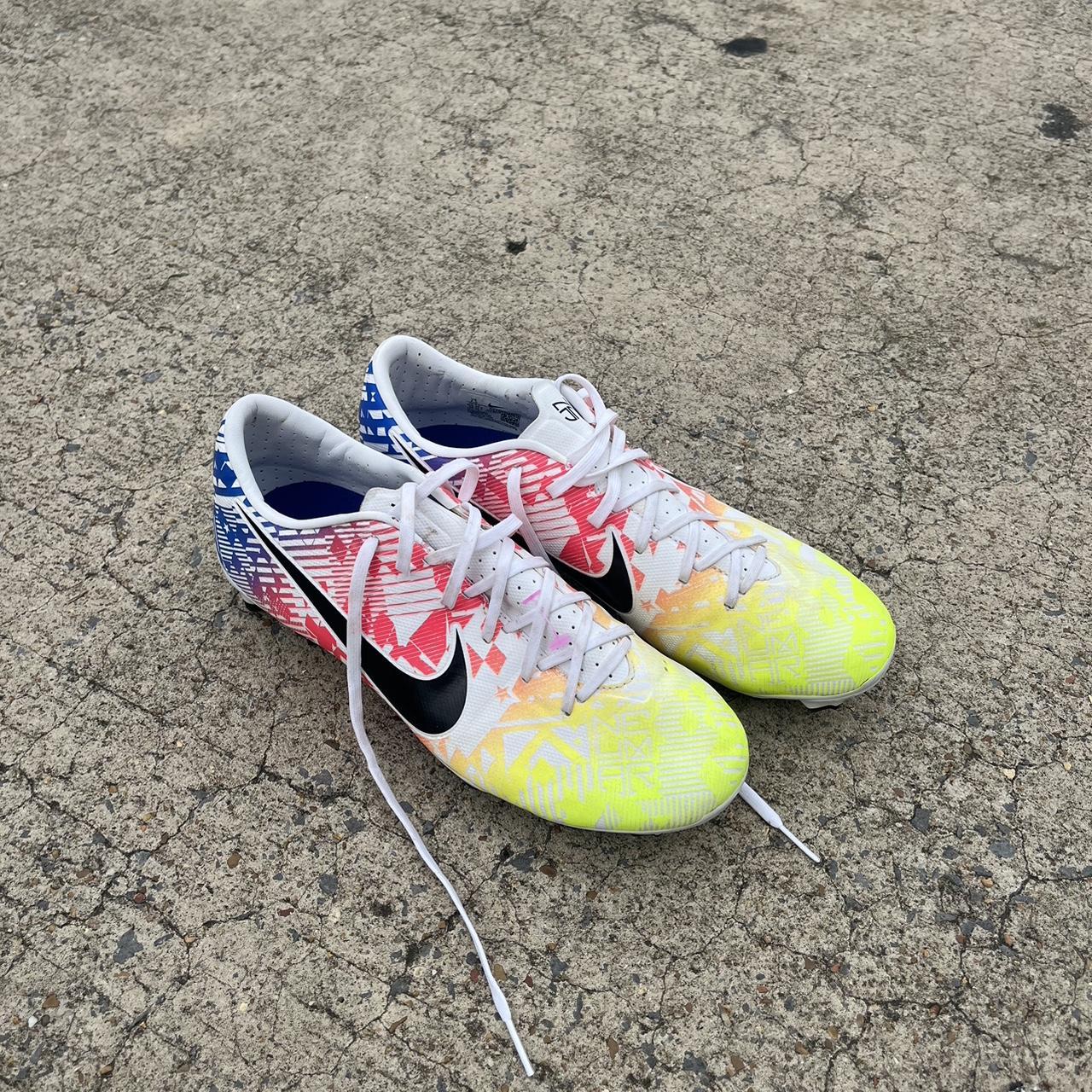 mercurial vapor 13 academy neymar