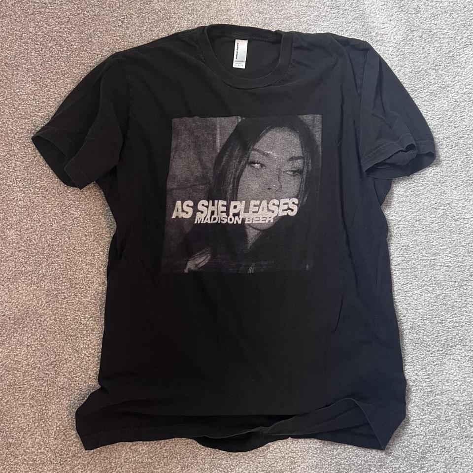 【匿名発送】【新品未開封】As she pleases Madison Beer MADISON BEER - As She Pleases CD New & Sealed Cracked Case
