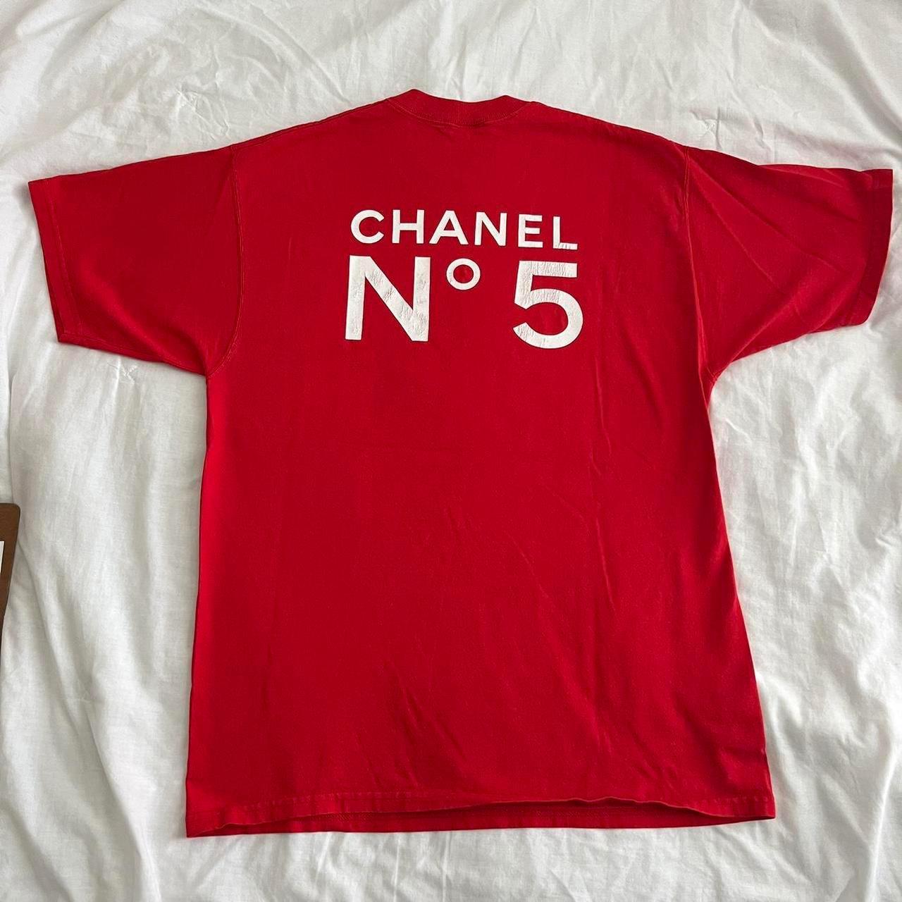 Chanel No 5 vintage red promo t-shirt , Size medium /...