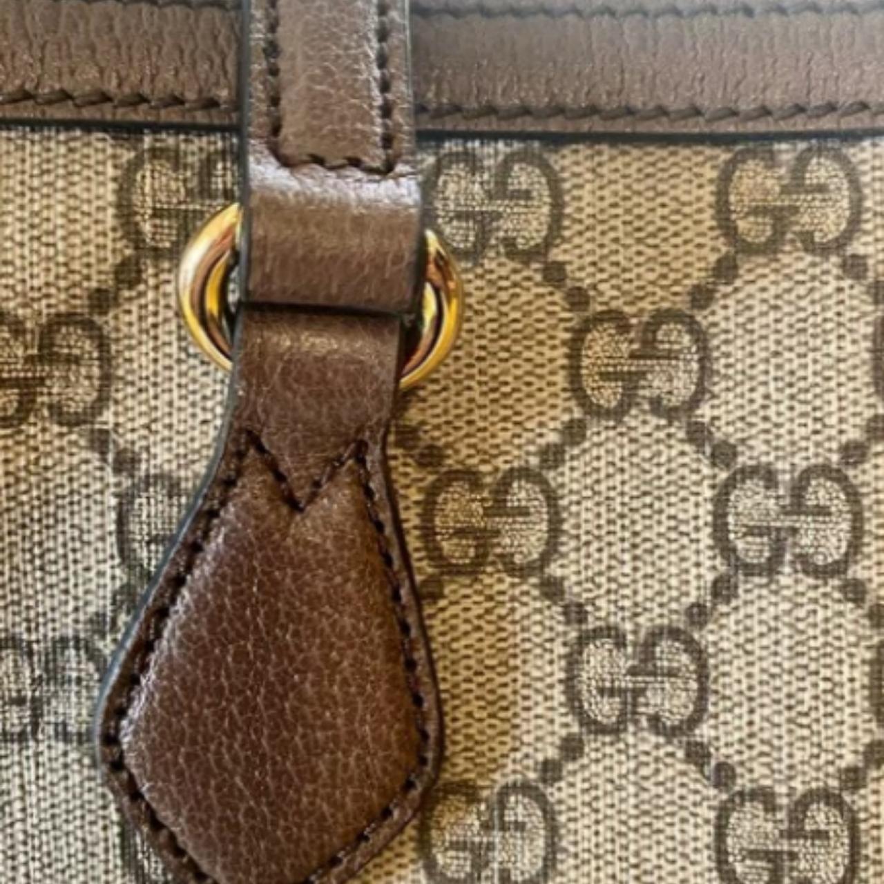 GUCCI ladies handbag shoulder bag Comes with... - Depop