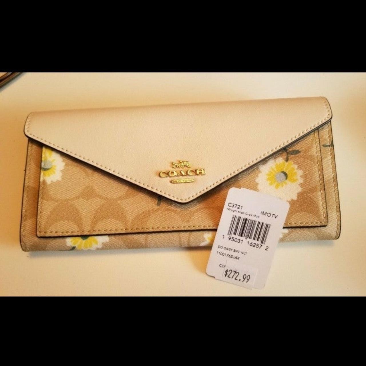Brand new Coach Daisy envelope This - Main Image