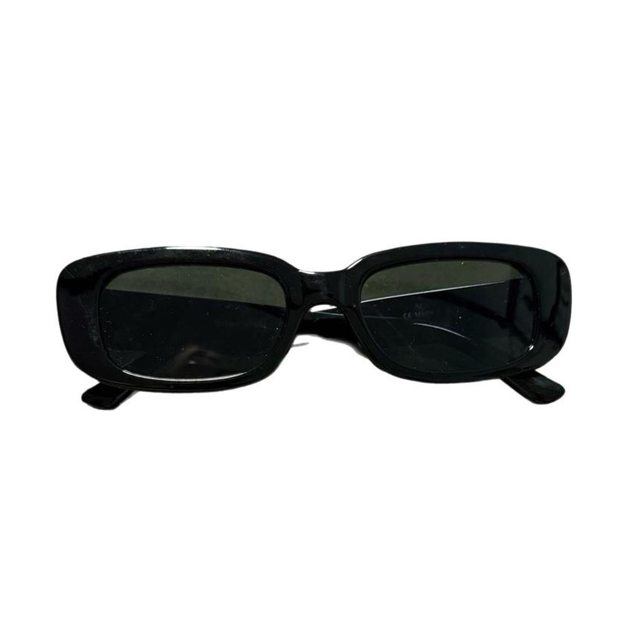 Women's Square Sunglasses - Black – Black square frame sunglasses with black lenses …