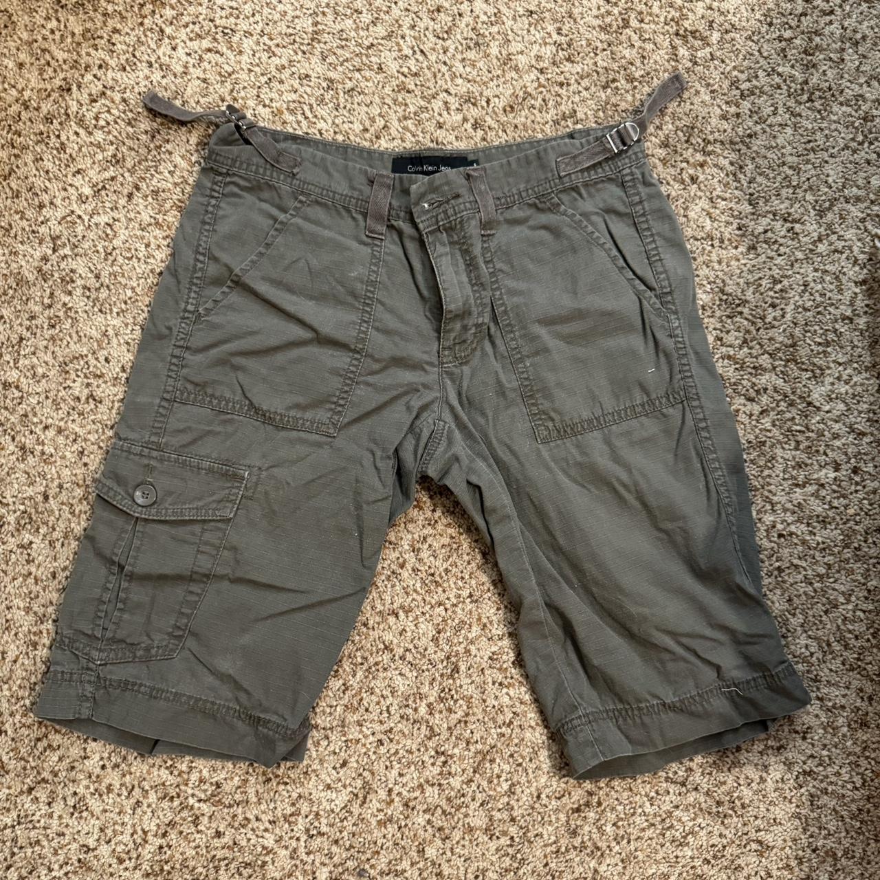 Calvin klein store women's cargo shorts