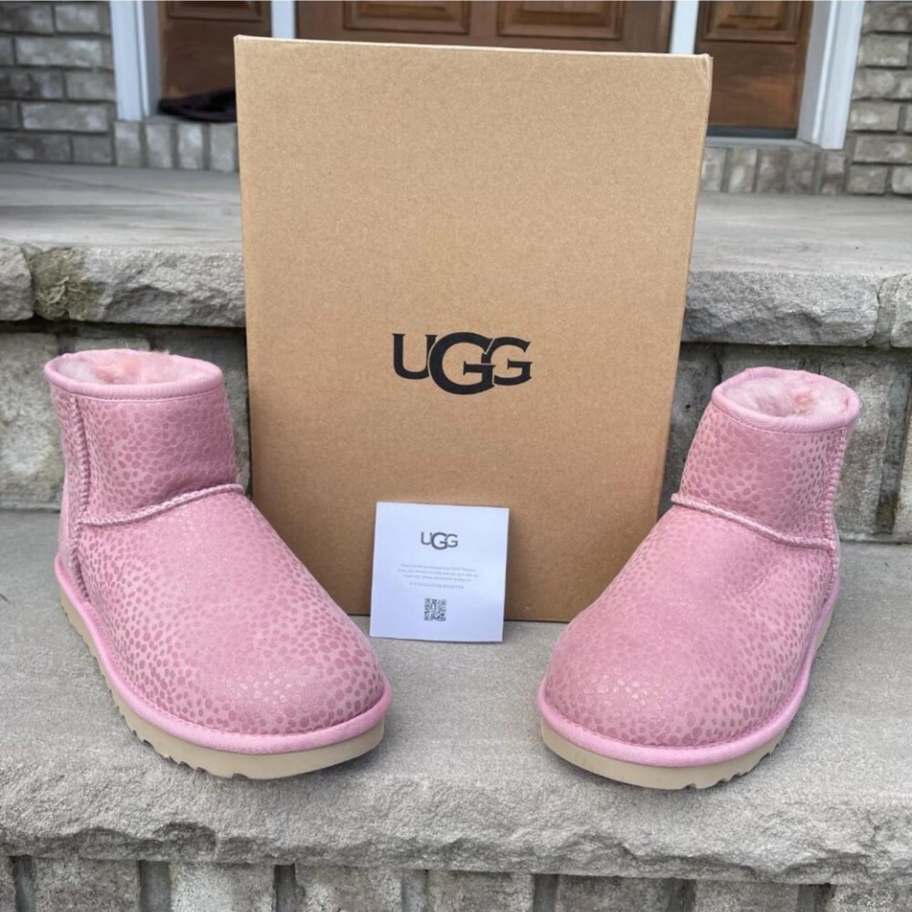 NEW UGG CLASSIC MINI BOOT Pink Sparkles 8 Women s