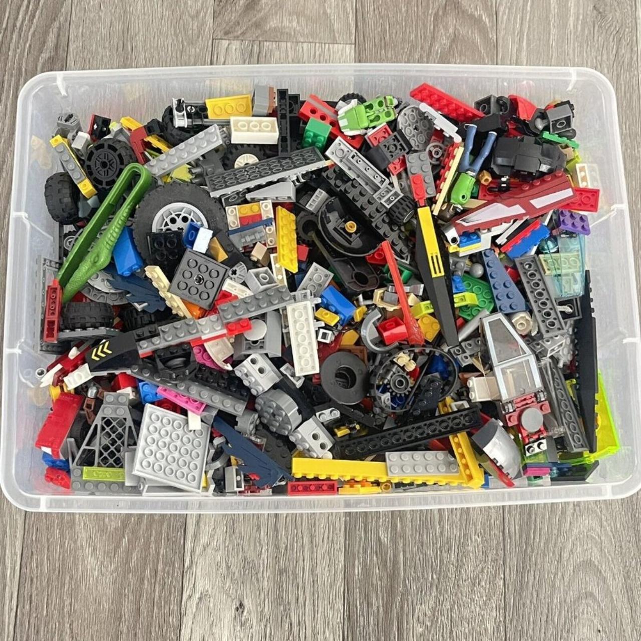 LEGOS LEGO 10 POUNDS W Manuals 75079 75111 76045. Depop