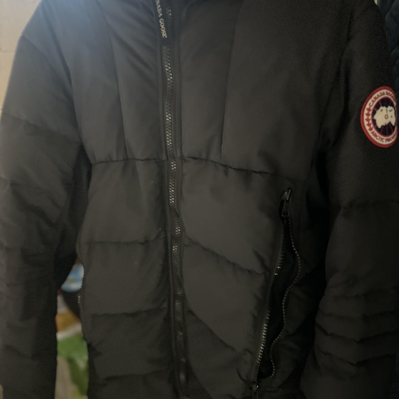 Canada Goose black puffer jacket Hybridge jacket size M - Depop