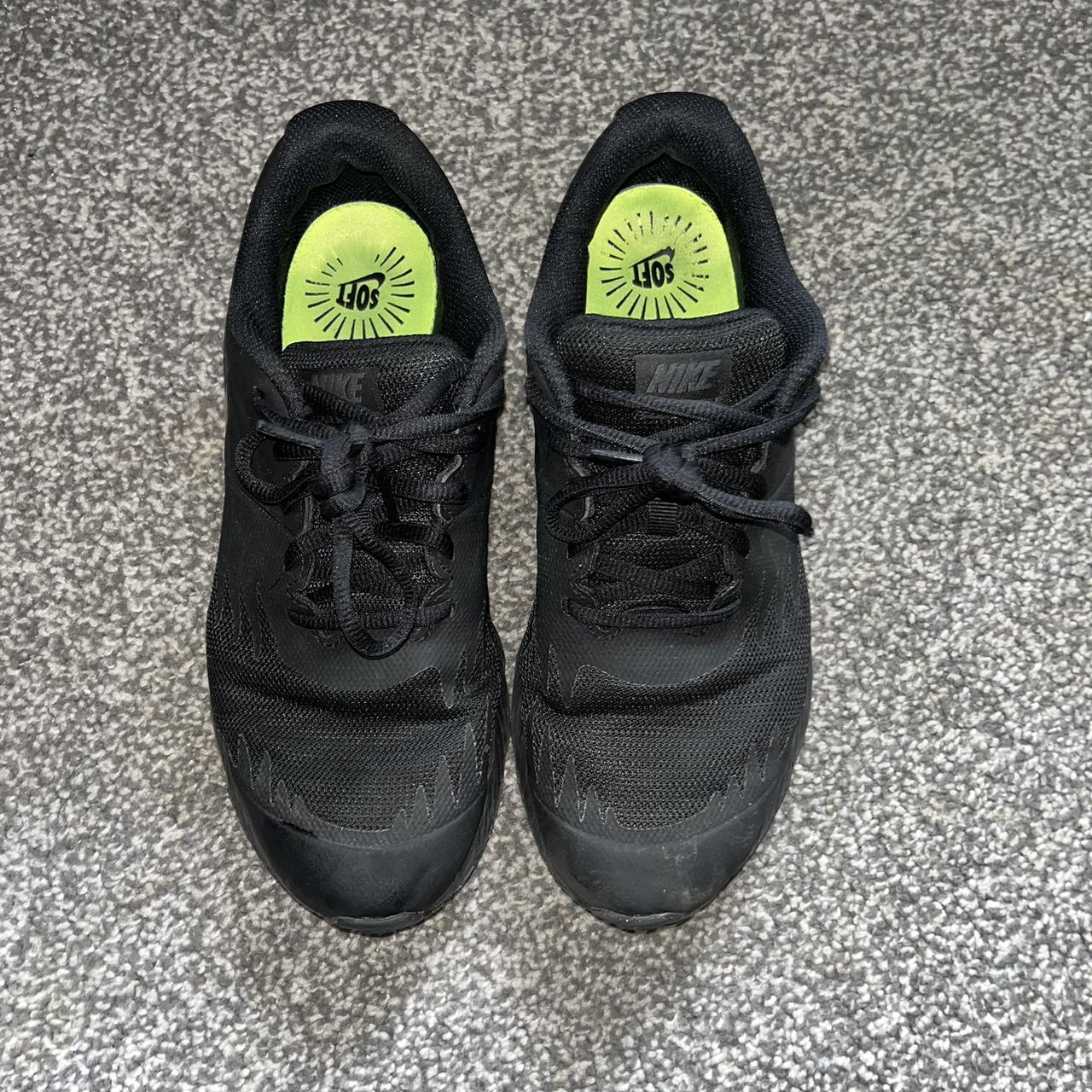 Black Nike trainers in size 5. Very comfortable,... - Depop