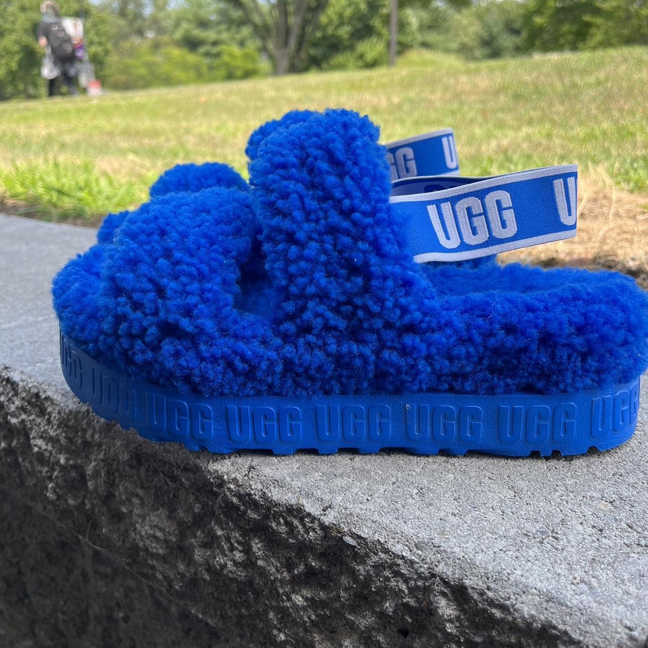 Royal shops blue ugg slides