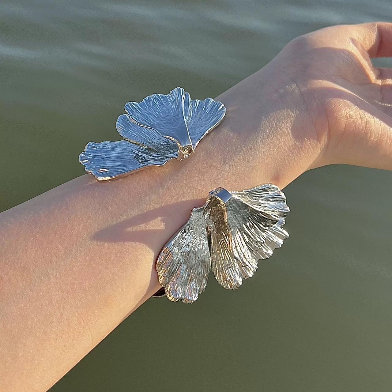 Women's Bracelet - Silver – Silver shell bracelet… - image 1